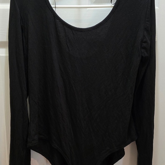 Sleek Black Long Sleeve Bodysuit - Picture 1 of 5
